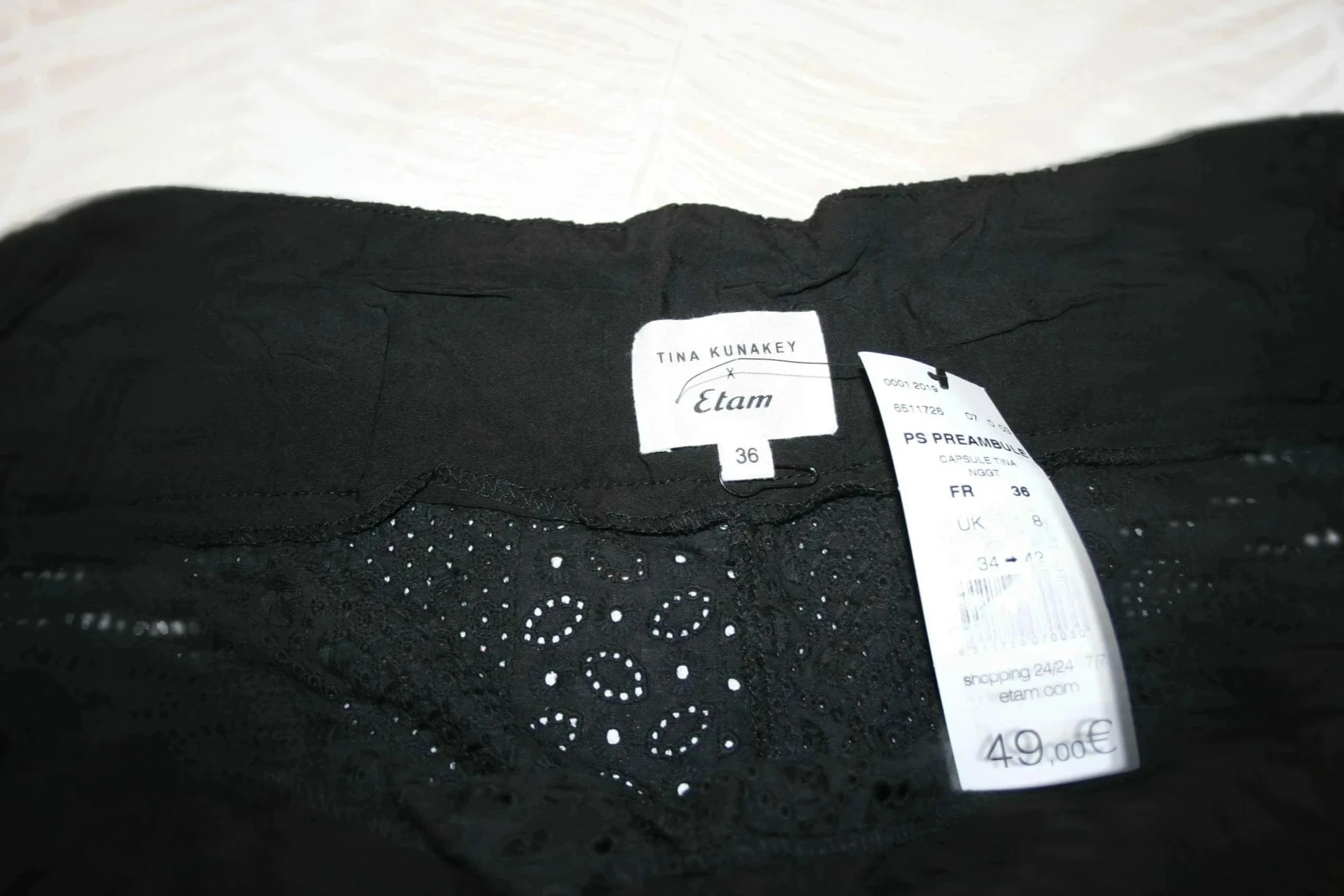 short – photo 3
